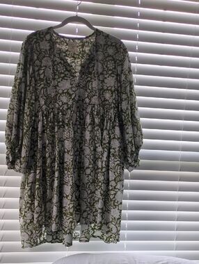 Floral V-Neck Smock Mini Dress - Olive & White